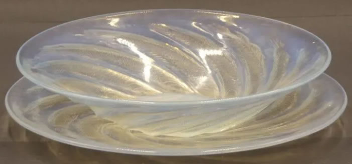 R. Lalique Poissons Tableware