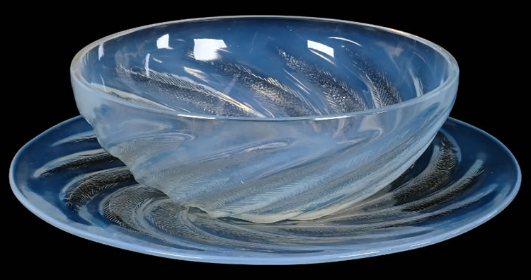 R. Lalique Poissons Tableware