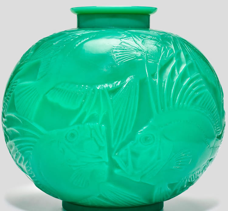 R. Lalique Poissons Vase