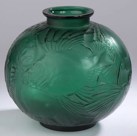R. Lalique Poissons Vase