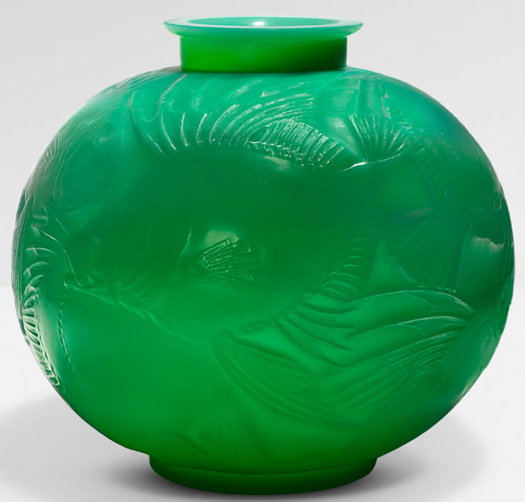 R. Lalique Poissons Vase
