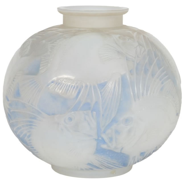 R. Lalique Poissons Vase