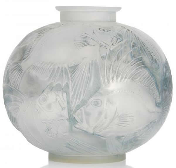 R. Lalique Poissons Vase
