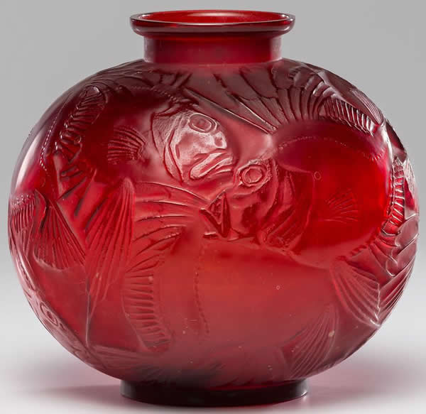 R. Lalique Poissons Vase