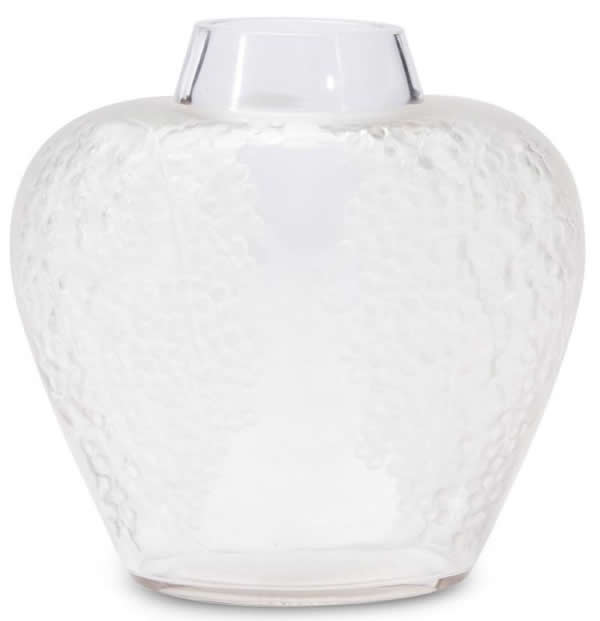 R. Lalique Poivre Vase
