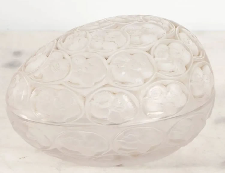 R. Lalique Poussins Box