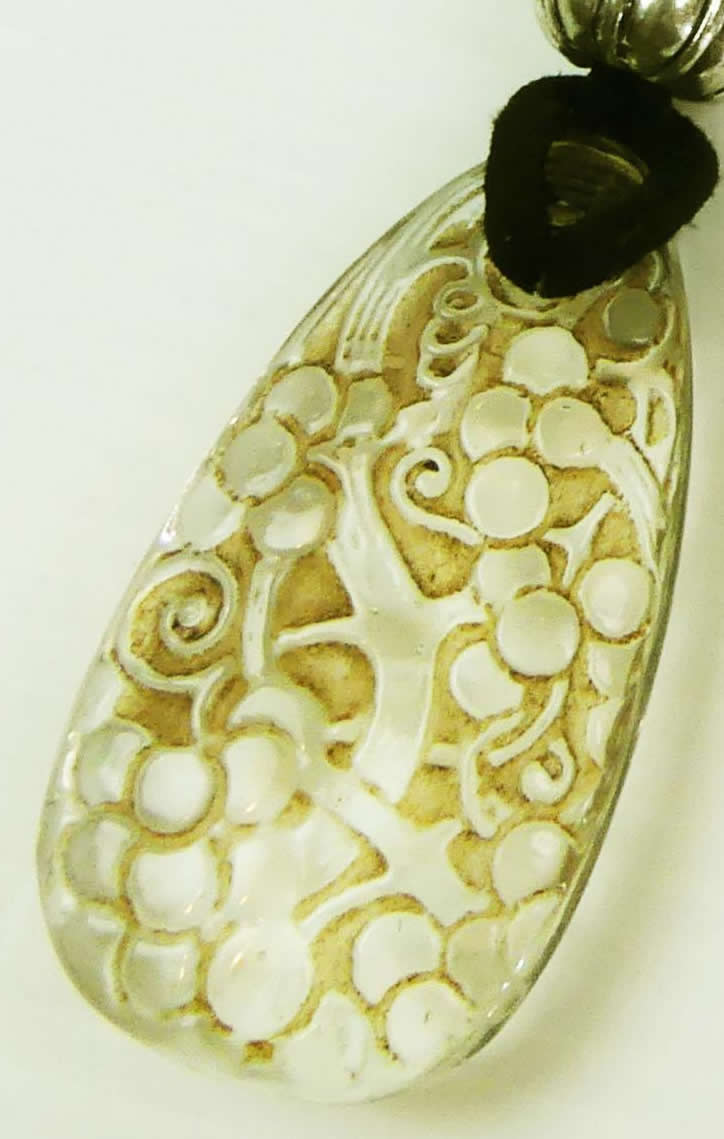 R. Lalique Raisins Pendant