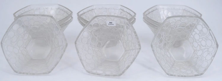 R. Lalique Raisins Six Pans Bowl