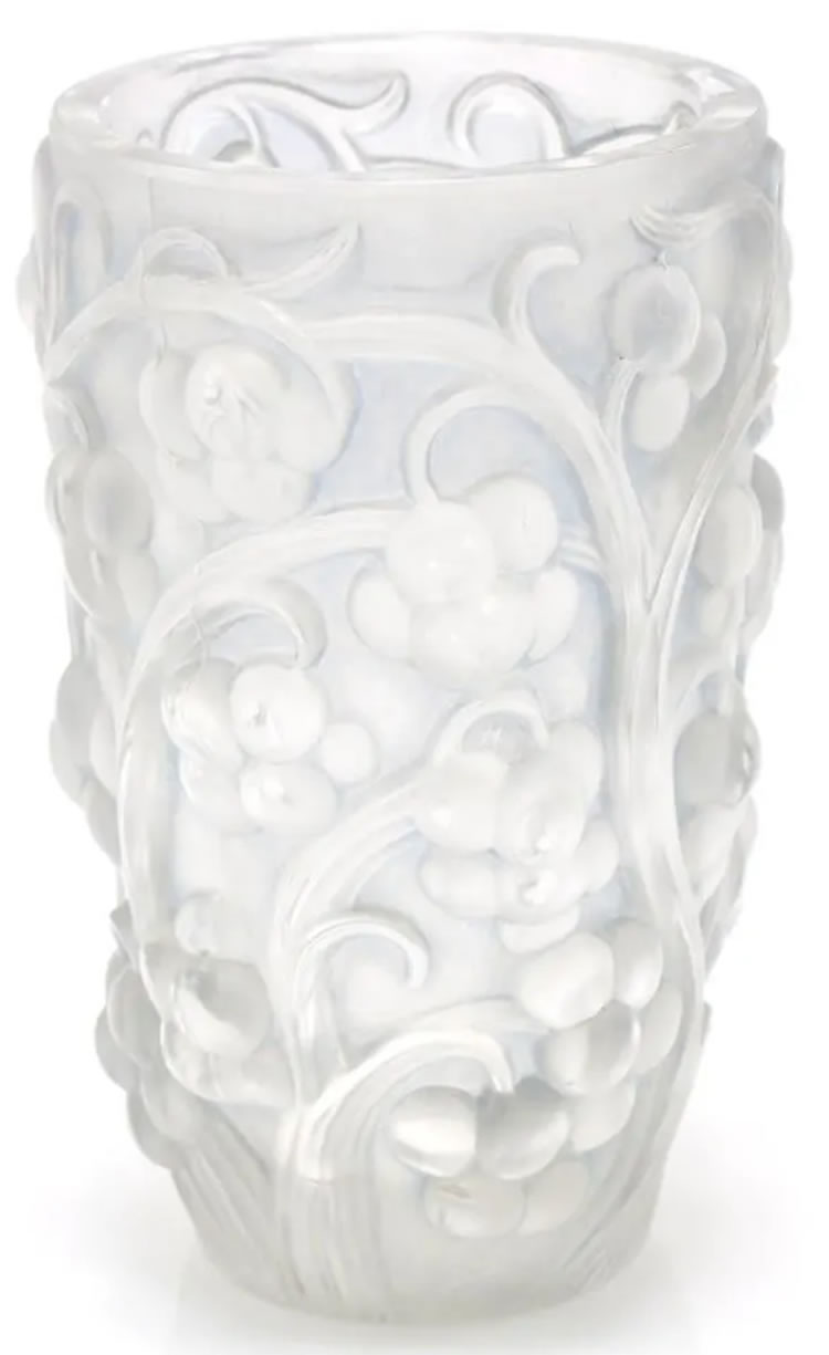 R. Lalique Raisins Vase