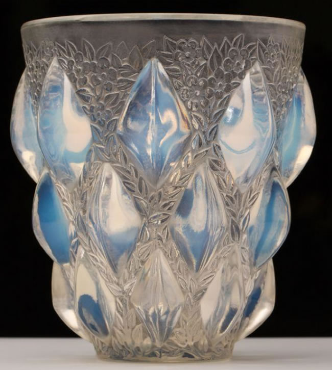 R. Lalique Rampillon Vase
