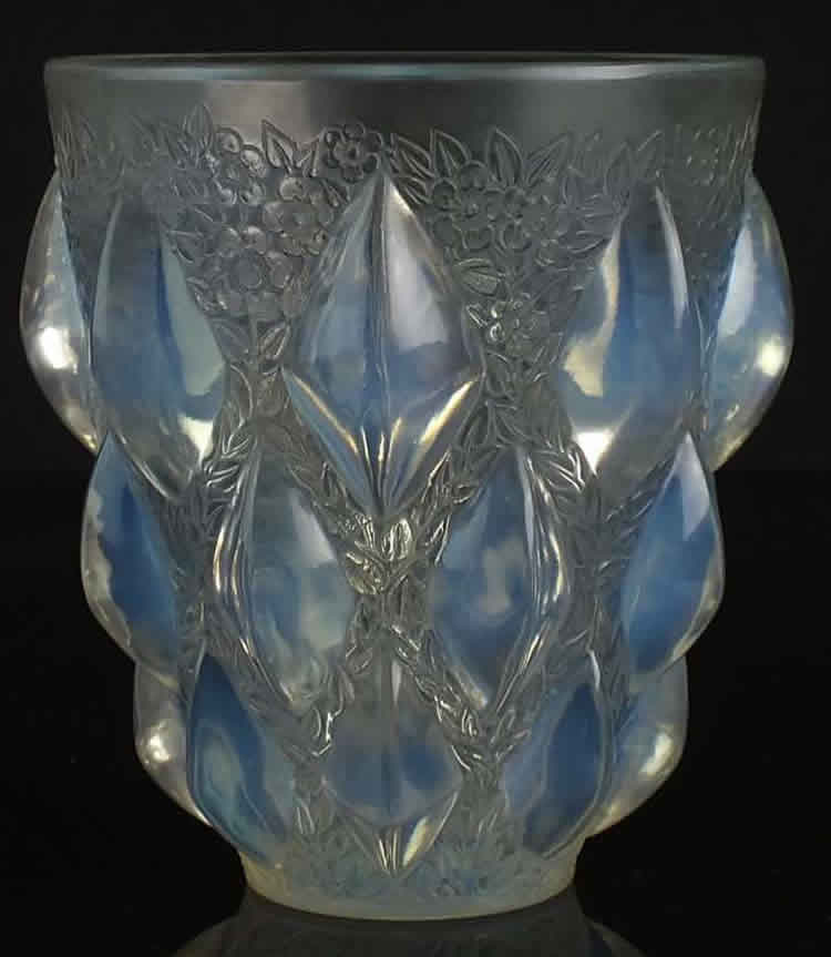 R. Lalique Rampillon Vase