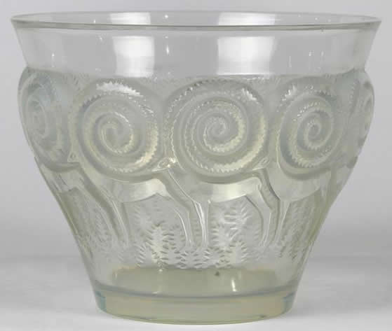 R. Lalique Rennes Vase