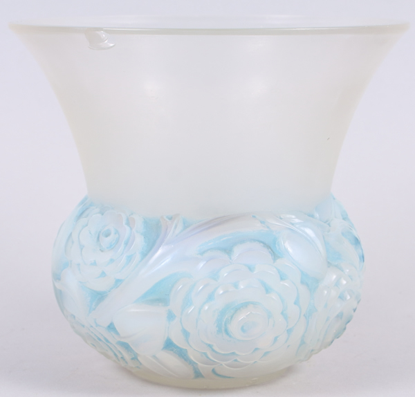 R. Lalique Renoncules Vase