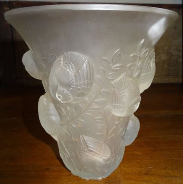 R. Lalique Saint-Francois Vase