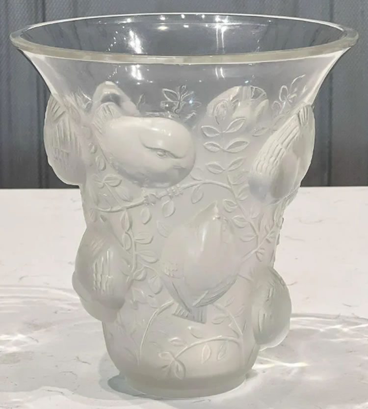 R. Lalique Saint-Francois Vase