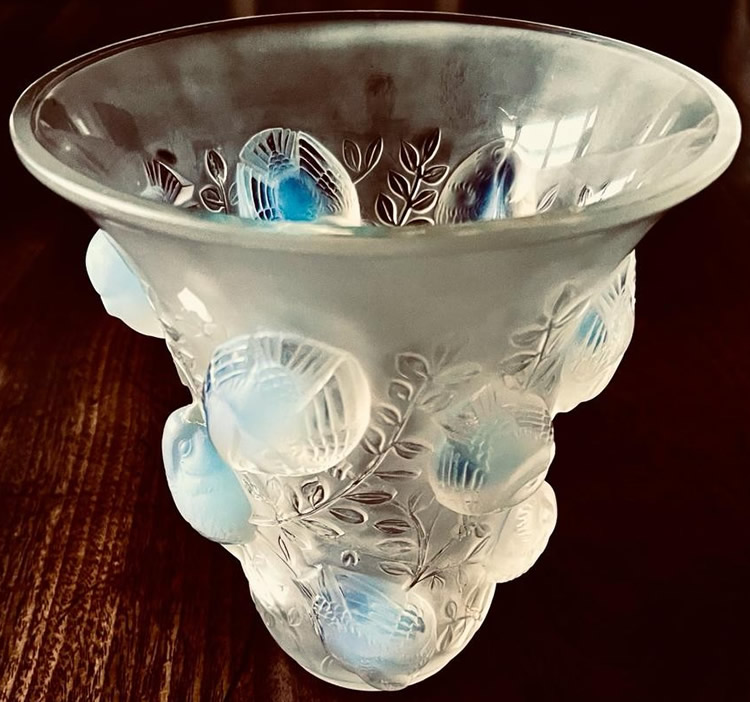 R. Lalique Saint-Francois Vase