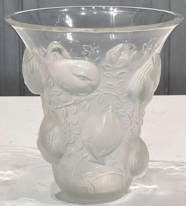 R. Lalique Saint-Francois Vase