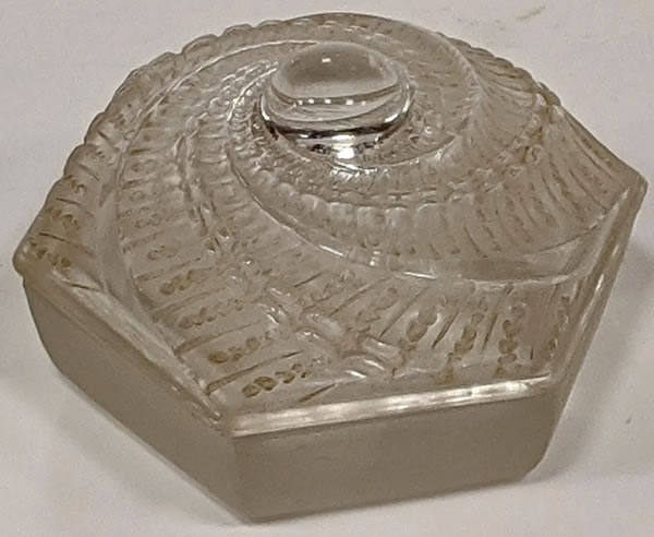 R. Lalique Saint-Nectaire Box