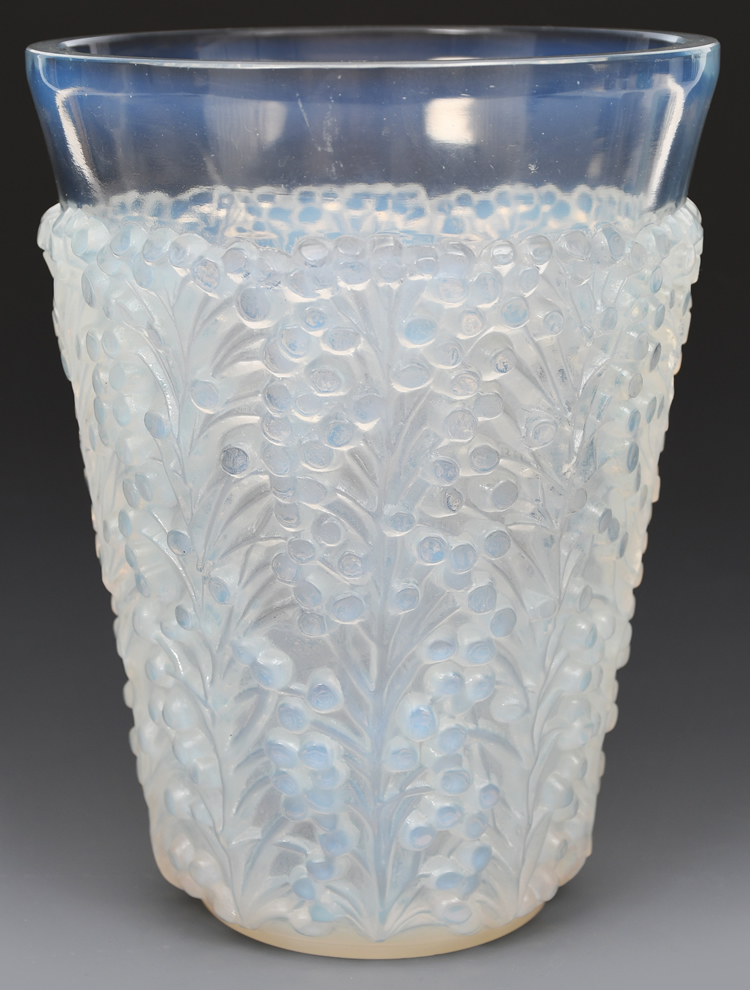 R. Lalique Saint Tropez Vase