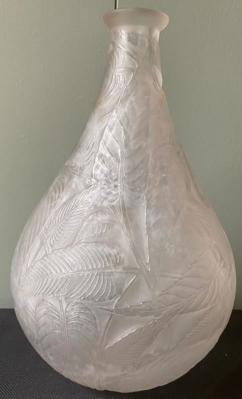 R. Lalique Sauge Vase