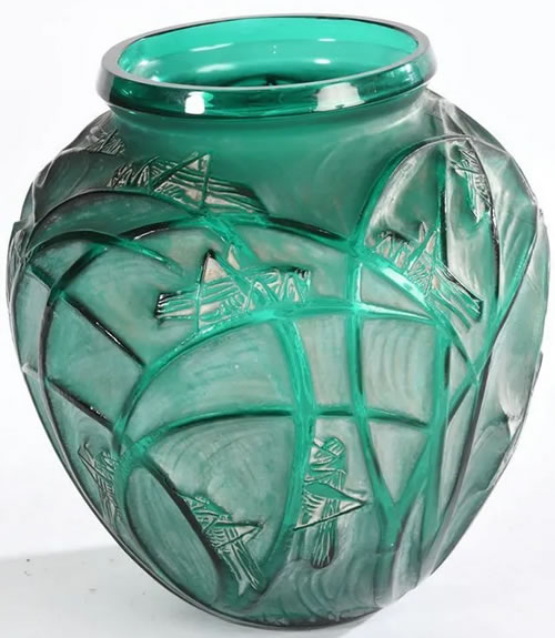 R. Lalique Sauterelles Vase