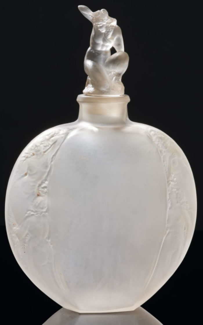 R. Lalique Sirenes Avec Bouchon Figurine Vase