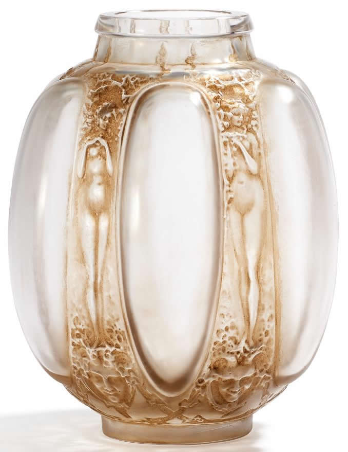 R. Lalique Six Figurines Et Masques Vase