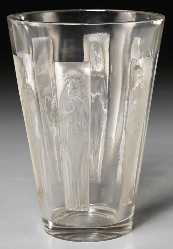 R. Lalique Six Figurines Vase