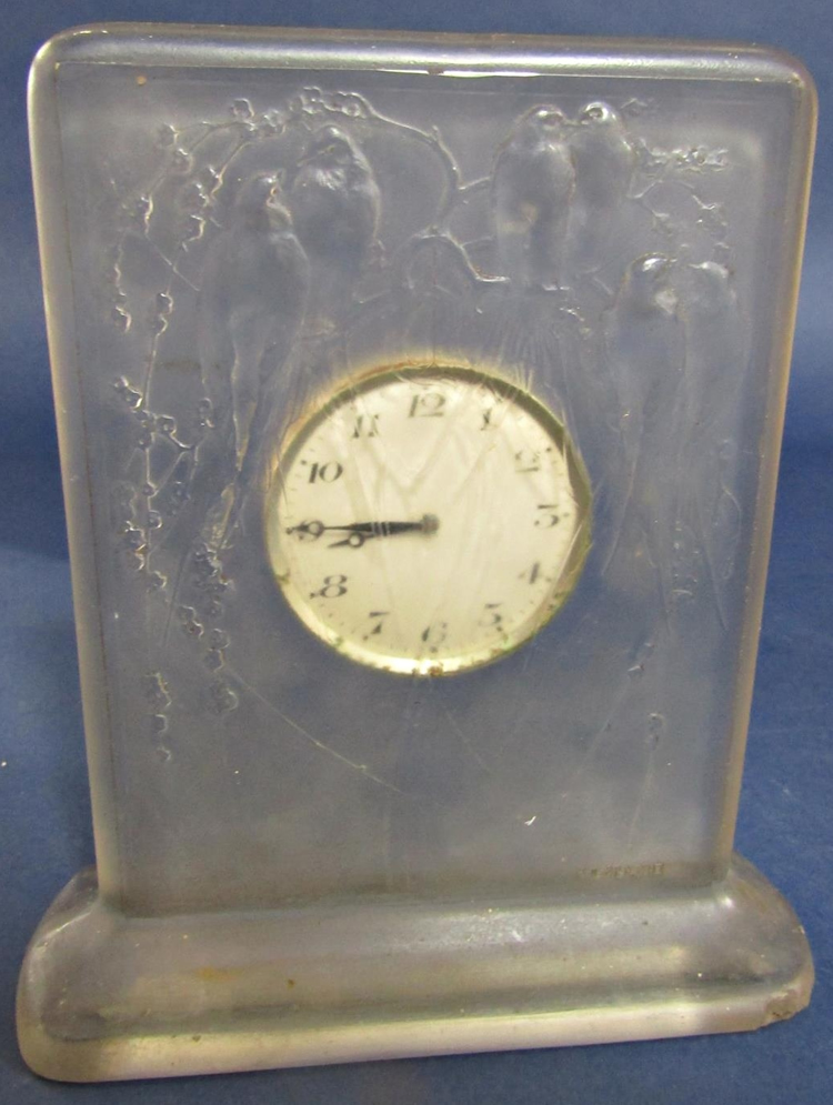 R. Lalique Six Hirondelles Perchees Clock