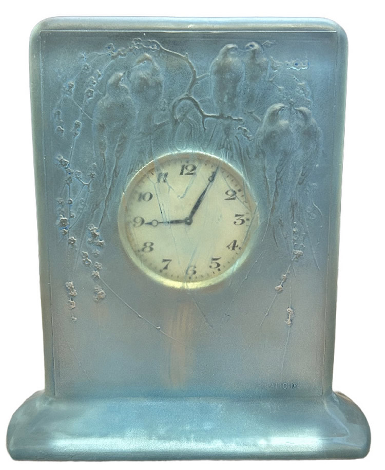 R. Lalique Six Hirondelles Perchees Clock