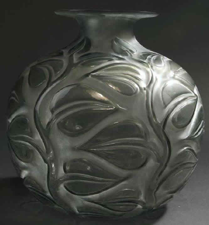 R. Lalique Sophora Vase