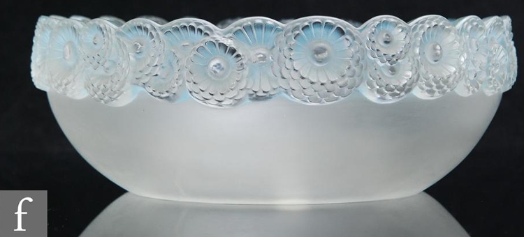 R. Lalique Soucis Bowl