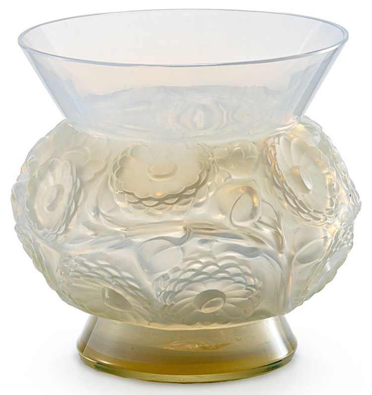 R. Lalique Soucis Vase