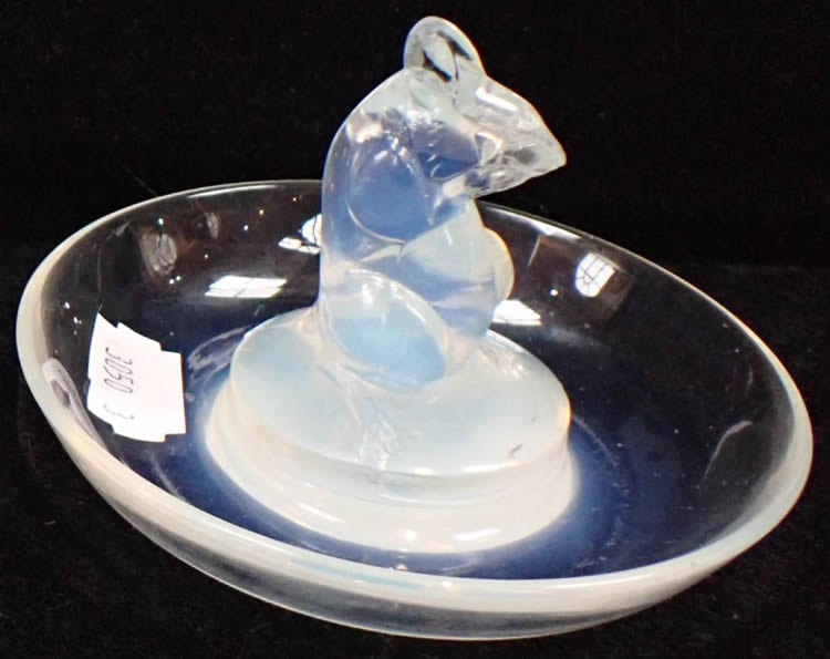 R. Lalique Souris Ash Receiver
