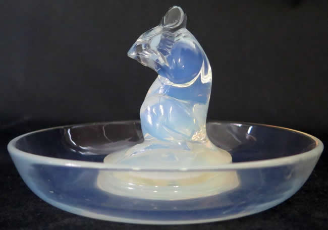 R. Lalique Souris Ash Receiver