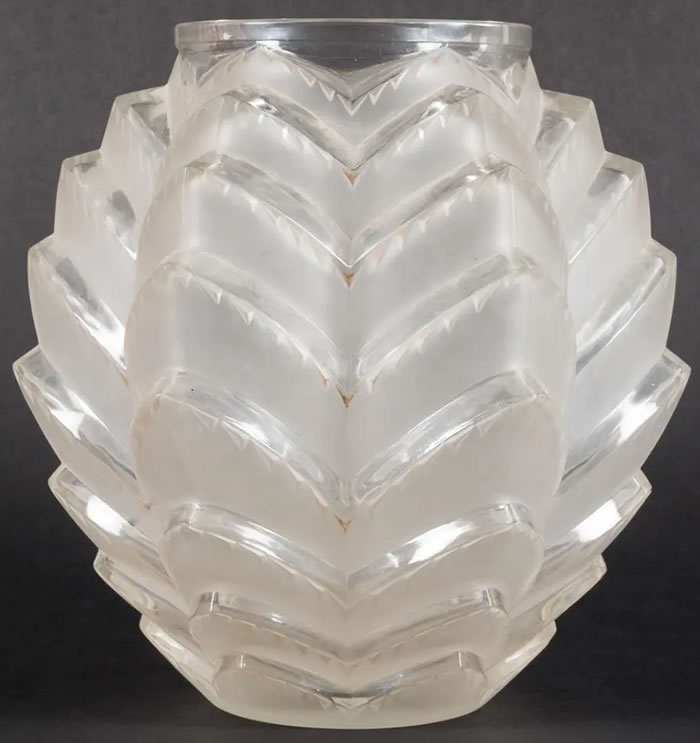 R. Lalique Soustons Vase