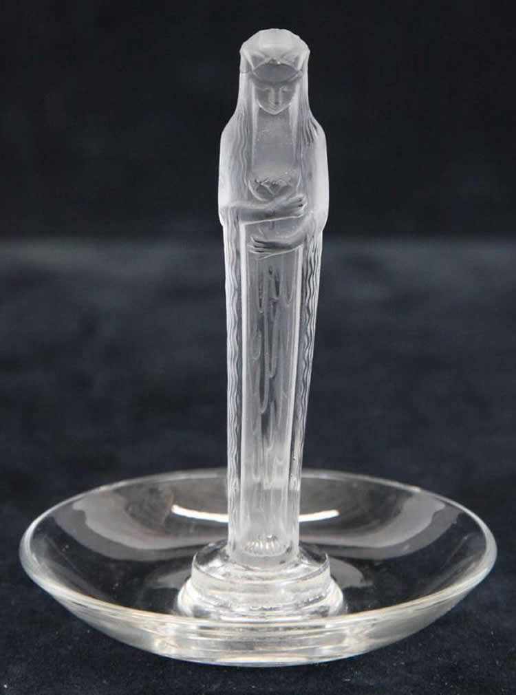 R. Lalique Statuette De La Fontaine Ashtray
