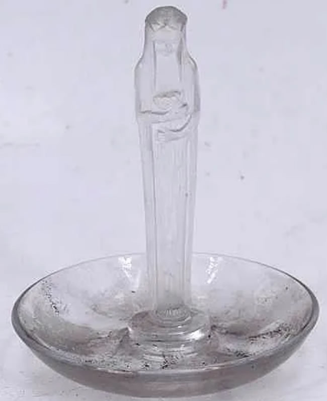 R. Lalique Statuette De La Fontaine Ashtray