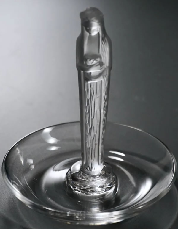 R. Lalique Statuette De La Fontaine Cendrier