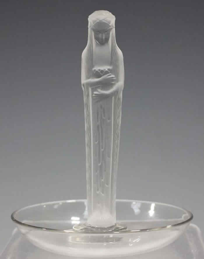 R. Lalique Statuette de la Fontaine Ashtray