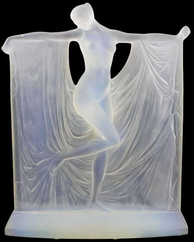 R. Lalique Suzanne Statue