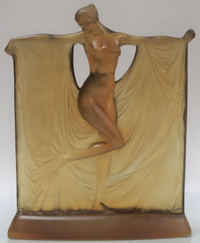 R. Lalique Suzanne Statue