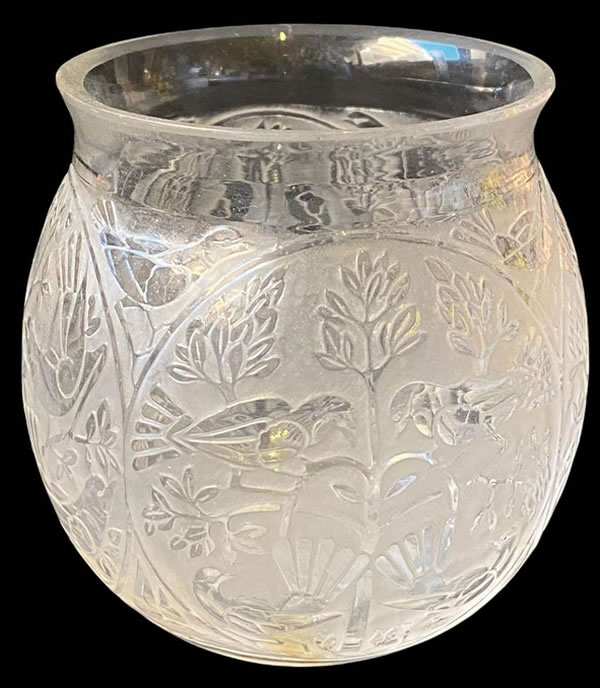 R. Lalique Teheran Vase
