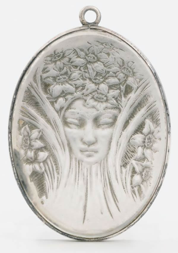 R. Lalique Tete Pendant Mirror