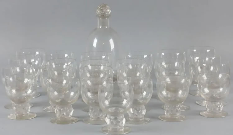 R. Lalique Thomery Tableware