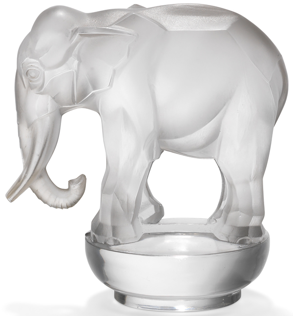 R. Lalique Toby Paperweight