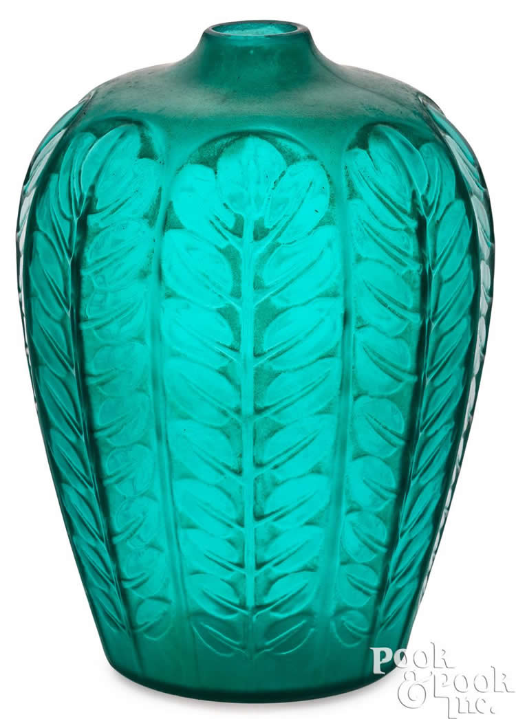 R. Lalique Tournai Vase