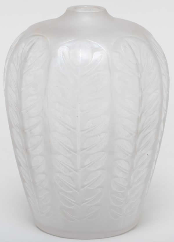R. Lalique Tournai Vase