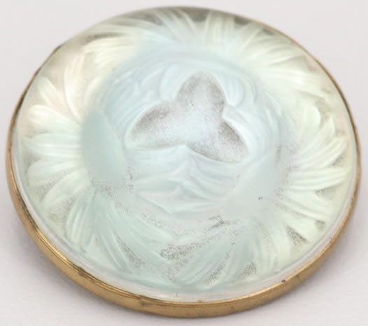 R. Lalique Trois Marguerites Brooch
