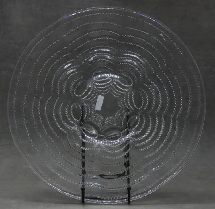 R. Lalique Vagues Plate